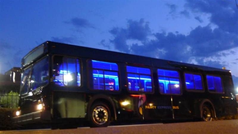 5 11 - KANSAS CITY PARTY EXPRESS BUS RATES - Party Express Bus Rentals in Kansas City - Party Express Bus